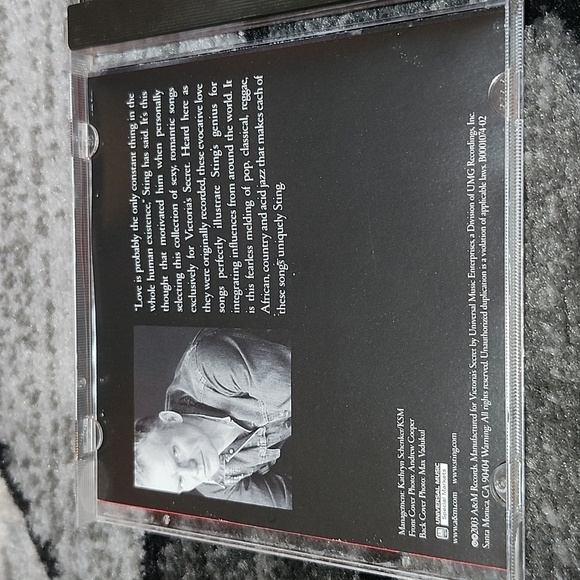 EXCLUSIVE VICTORIA SECRET 2003 SONGS OF LOVE BY STING CD 💿 - Picture 4 of 8